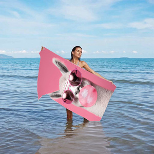 <span class=keywords><strong>Serviette</strong></span> de plage grande taille avec motif d'animaux de dessin animé <span class=keywords><strong>soufflant</strong></span> des bulles, serviettes de plage douces et confortables, légères et faciles à transporter - Product Image 3
