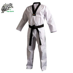 Dobok de Taekwondo Unisex de Tres Rayas, Ropa Deportiva Personalizable para Adultos en Algodón y Poliéster, Ropa de Artes Marciales con Logotipo Bordado - Product Image 6