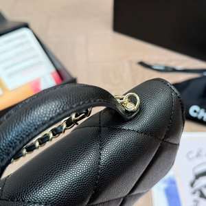 <span class=keywords><strong>Sac</strong></span> à main de luxe pour femme 2026 en <span class=keywords><strong>cuir</strong></span> caviar matelassé classique avec poignée supérieure et chaîne, <span class=keywords><strong>sac</strong></span> à bandoulière croisé - Product Image 5