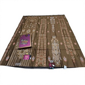 Sarong indonésien BHS Excellent Jacquard Gold Lungi Traditionnel Mixte Élégant Jacquard type JEA - Product Image 1