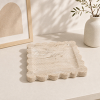 Assiettes de service en marbre à texture de pierre naturelle Jossin, plateau décoratif pour une présentation élégante sur la table pour les dîners et les événements