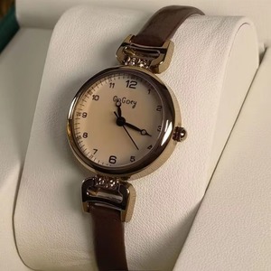 Montre Quartz Rétro pour Femme et Étudiante, Style Forêt, Petit Cadran, Bracelet en Cuir, Luxe Léger et Haute Valeur, Montre Quartz Tendance pour Homme - Product Image 2