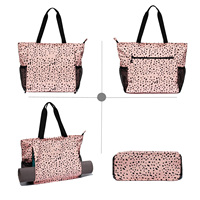 Vente en gros en usine Sac fourre-tout de gym écologique, durable et réutilisable pour femmes en polyester avec rangement pour tapis de yoga