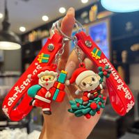 Porte-clés de Noël en gros, figurine d'arbre de Noël en caoutchouc exquise, breloque de sac, mousqueton de dessin animé, petit cadeau non toxique 3D