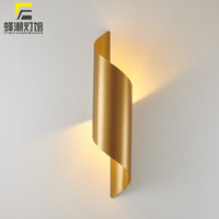 Lampe murale LED en acier inoxydable de luxe postmoderne pour salons, hôtels, villas et restaurants, éclairage architectural