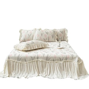 Hongchang Summer Princess Cooling Mat Set 1.5m 1.8m 2.0m Ice Silk <b>Bedding</b> with Floral Lace Design for Adults and Families - Product Image 5