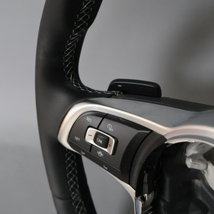 Volante Personalizado Directamente de Fábrica para VW Cabrio, Beetle, <span class=keywords><strong>Caddy</strong></span> 5R, 6R, 7R, MK7.5, Passat B7, B8, Polo, Beetle GTE, TDI - Product Image 5