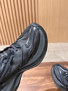Top Version 2026 New Men's Retro Walking Sports Casual Designer <b>Shoes</b> Soft Cushioned Mesh Thick-soled Sneakers - Product Image 6