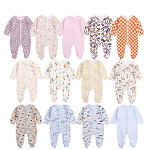 Pigiama per Neonati RTS, Morbido ed Ecologico, Unisex, Motivo Animalier, Manica Lunga, Chiusura con Bottoni, Lavorato a Maglia 190g - Product Image 1