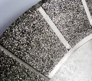 Disco de Diamante Segmentado Electrochapado para el Procesamiento de Pastillas de Freno Automotrices - Product Image 4