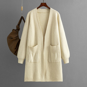 2024 Neues Design Herbst Winter Dick gestrickt Langarm <span class=keywords><strong>Cardigan</strong></span> Damen Einfarbig <span class=keywords><strong>Loose</strong></span> Fit Sweater Jacken mantel Mit Tasche - Product Image 4