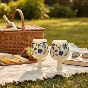Verres à pied en pierre à motif floral artisanal, base blanche, peints, élégants, décoratifs, gobelets artistiques faits à la main en pierre - Product Image 3