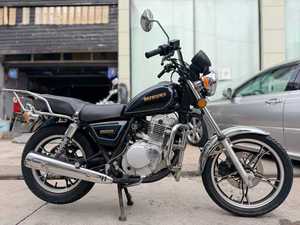 Motocicletta <span class=keywords><strong>Suzuki</strong></span> GN125 di Seconda Mano con Potente Motore Brushless da 125cc, Alte Prestazioni, Spedizione Gratuita in Cina - Product Image 1