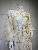 Robe maxi musulmane élégante avec broderie en feuilles d'or, col montant, manches bouffantes, ceinture, abaya pour femmes, robe de banquet