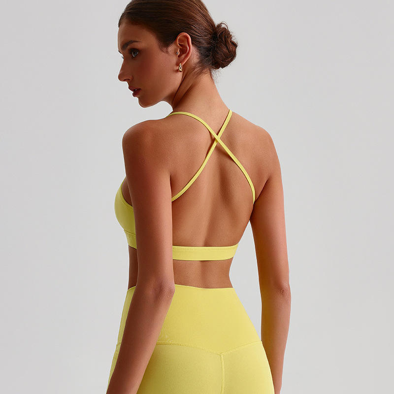 สีเหลือง