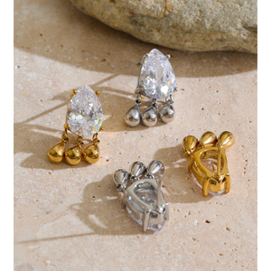 Boucles d'oreilles pendantes JINYOU 8524 élégantes en acier inoxydable plaqué or avec zircon cubique taille poire pour femme - Product Image 3