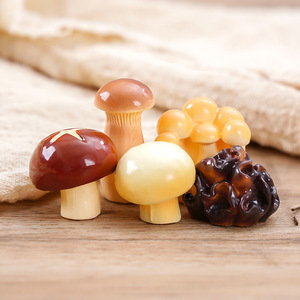Juguetes de comida en miniatura simulados: pequeños champiñones shiitake, hongo blanco, hongo negro. Accesorios de decoración DIY para jardinería - Product Image 3