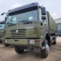 Camion tout-terrain SINOTRUK HOWO 4X4 6X6 8X8 Howo Camion de fret tout-terrain avec sièges