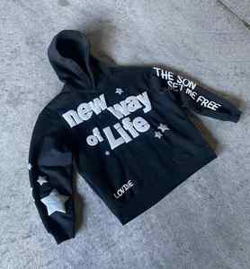 Pull-over personnalisé à impression bouffante/mousse 3D 400GSM sweat à capuche à bord coupé lourd sans ficelle sweats à capuche courts graphiques pour hommes - Product Image 1