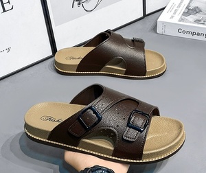 Sandalias de Hombre Personalizadas y Modernas, Aptas para Uso en Exteriores, en Casa, en el Baño, Antideslizantes, de Suela Gruesa, de una Sola Pieza - Product Image 1