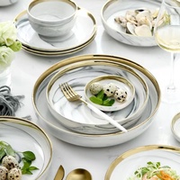Assiettes à dîner en céramique personnalisées de fabrication chinoise écologiques en gros, design en spirale, bord doré, pour un usage domestique et les mariages