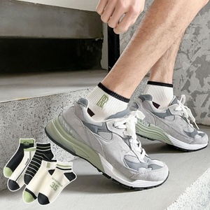 Calcetines de Algodón Personalizados con Bordado de Dibujos Animados para Hombre, Calcetines Cortos Transpirables, Absorbentes de Sudor, Lindos y Casuales, Venta al Por Mayor - Product Image 3