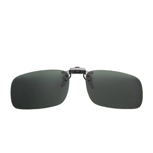 <span class=keywords><strong>Lunettes</strong></span> de soleil à clipser JP42-1 avec vision nocturne UV400 <span class=keywords><strong>Lunettes</strong></span> de pêche de conduite Cadre clair ou rouge Caractéristiques Flip and Clip - Product Image 2