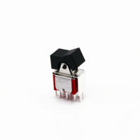 Interruptor Basculante U211J11Z3QE22 DPDT Inteligente para Automoción IP40 7000 Montaje en Panel de Encaje Rápido Material PA66 Máx. 250 Vca 1,5 mm