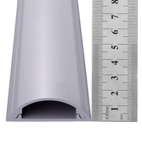 No.5 50mm/1.97 "W largeur extérieure gris plastique Pvc câble goulotte sol cordon couverture avec support adhésif électrique décoratif