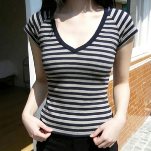 T-shirt décontracté pour femme, tricoté, à manches courtes, coupe ajustée, extensible, respirant, écologique, à rayures et blocs de couleur, Nouveauté Été 2026 - Product Image 5