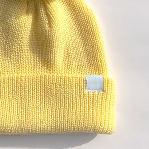 New Style Customized Soft Pompom Beanie <b>Caps</b> <b>Winter</b> Knitted Breathable <b>Caps</b> Best Sale Breathable Pompom Beanie for Cool Weather - Product Image 2