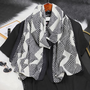 Nuovissimo Design <span class=keywords><strong>di</strong></span> Foulard, Sciarpe e Stole alla Moda per Donne, Bandana <span class=keywords><strong>di</strong></span> Lusso, Sciarpa Morbida in Cotone Ricamato per l'Inverno - Product Image 3