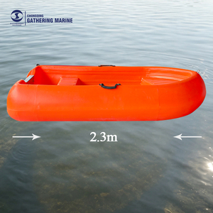 Barca da Pesca in Plastica da 2,3m con Serbatoio per Pesci Vivi che Non si Rovina a Terra - Product Image 1