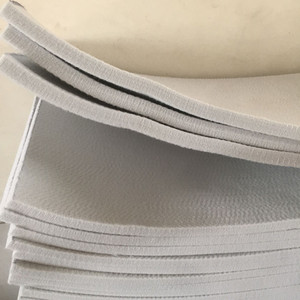 Feltro Industriale Bianco 100% Poliestere per Macchine Tagliatrici in Acciaio, Spessore Variabile, Vendita all'Ingrosso - Product Image 6