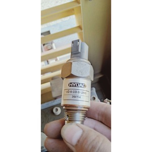 Interruptor de Presión Hydac VMF 2 D.1 /-L24 G1/2 Rosca para Aceite IP65 - Product Image 1