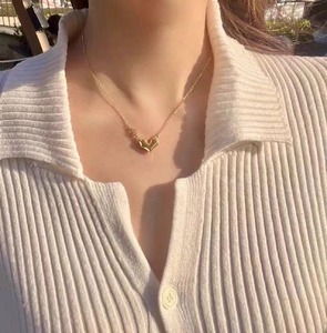 Nuevo 2023 corazón colgante collar moda <span class=keywords><strong>letra</strong></span> <span class=keywords><strong>E</strong></span> collar encanto collar joyería para mujer - Product Image 4