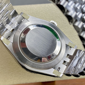 Reloj mecánico automático de lujo con bisel de moissanita de 41mm, esfera de 26mm de diámetro, logotipo personalizado, producto New Age de gama alta - Product Image 6