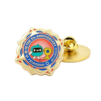 Badge personnalisé en alliage de zinc plaqué électrolytiquement pour émail souple ou dur, artisanat, entreprise, école, souvenir, tourisme, église, cadeau