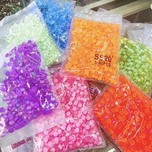 Yantuo AB Non Hotfix Strass Großhandel Non Hot Fix Glas Nocti lucent Neon Luminous Nail Art Strass für Nial Dekoration - Product Image 1