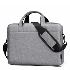 पोर्टेबल निविड़ अंधकार कंधे लैपटॉप ढोना बैग के साथ 14 15.6 इंच के लैपटॉप बैग कंधे पैड