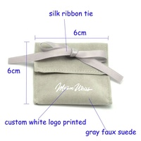 Petit sac d'emballage pour bijoux en daim personnalisé, pochette de rangement pour bagues en tissu avec logo