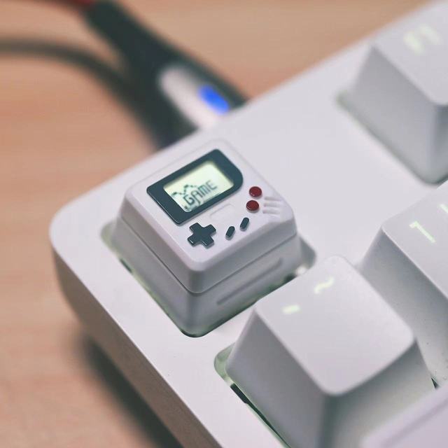 Personalized Translucent 3D Keycap Three-in-One Cost-Effective Mechanical Keyboard Keycap