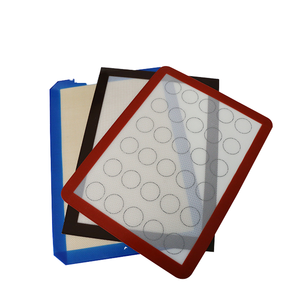 <span class=keywords><strong>Tapis</strong></span> <span class=keywords><strong>de</strong></span> <span class=keywords><strong>cuisson</strong></span> rectangulaire en silicone antiadhésif LuckyGold écologique pour la cuisine, le nettoyage, la <span class=keywords><strong>cuisson</strong></span> au four, les macarons, les gâteaux et la pâtisserie - Product Image 2