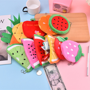 Mayorista Fruta Tarjeta DE CRÉDITO Cartera Monedero Auricular Felpa Llavero Lápiz labial Bolsa Peluche Juguete Monedero Cremallera Llavero Cartera - Product Image 3