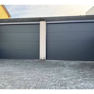 <span class=keywords><strong>Porte</strong></span> <span class=keywords><strong>de</strong></span> <span class=keywords><strong>garage</strong></span> automatique personnalisée <span class=keywords><strong>avec</strong></span> <span class=keywords><strong>porte</strong></span> piétonne intégrée pour un accès pratique - Product Image 5