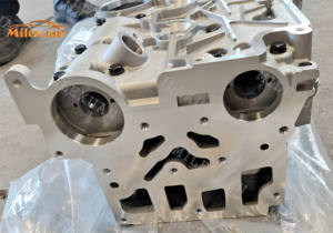 Culasse en aluminium OEM 7701471364 1.6L 16V K4M pour Renault Clio <span class=keywords><strong>Megane</strong></span> Scenic Laguna Kangoo Lada Largus - Product Image 6