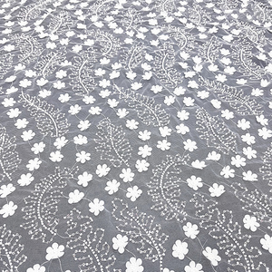 Ren vải nhà máy bán buôn 3D hoa sang trọng màu trắng <span class=keywords><strong>sequin</strong></span> ren vải tinh thể - Product Image 3