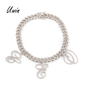 Nome personalizzato Ghiacciato Fuori Cursive Lettera 12 millimetri Cuban Link Catena DELLA Collana Della CZ per Le Donne Rapper Commercio All'ingrosso di Gioielli - Product Image 1