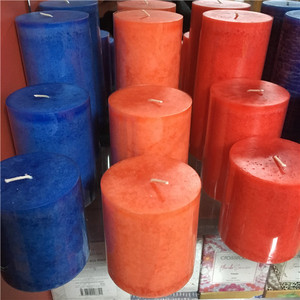 Bougie pilier artisanale : Ambiance durable pour toutes les occasions. - Product Image 1