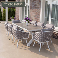 Table de salle à manger en aluminium avec plateau en bois grainé pour l'extérieur et chaises de jardin en corde – Vente en gros – Fabricant
